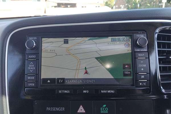 2014 Mitsubishi Outlander PHEV Aspire ZJ