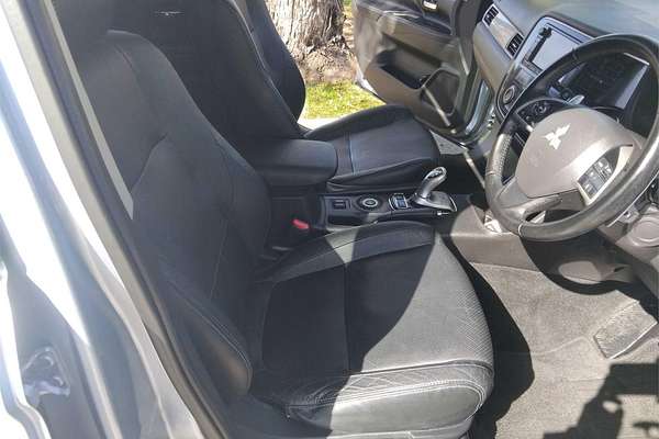 2014 Mitsubishi Outlander PHEV Aspire ZJ