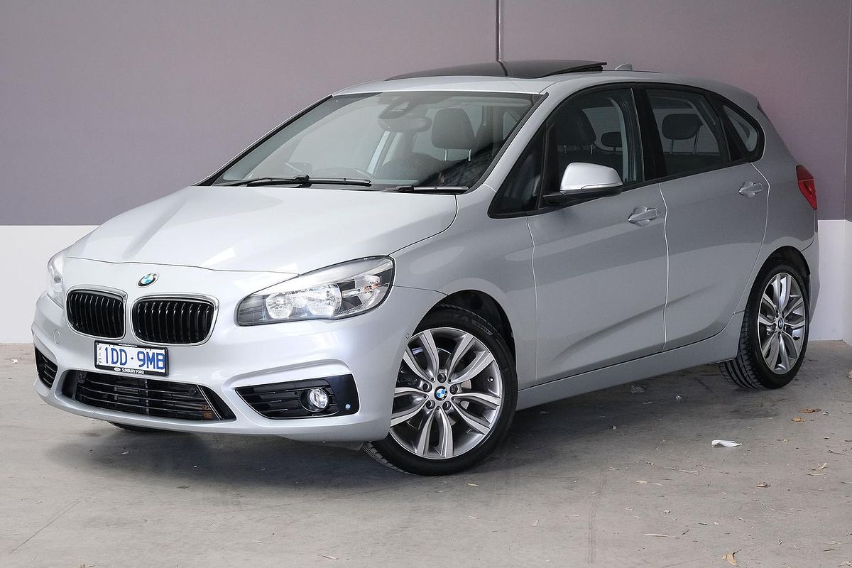 2015 BMW 2 Series 218i Sport Line F45