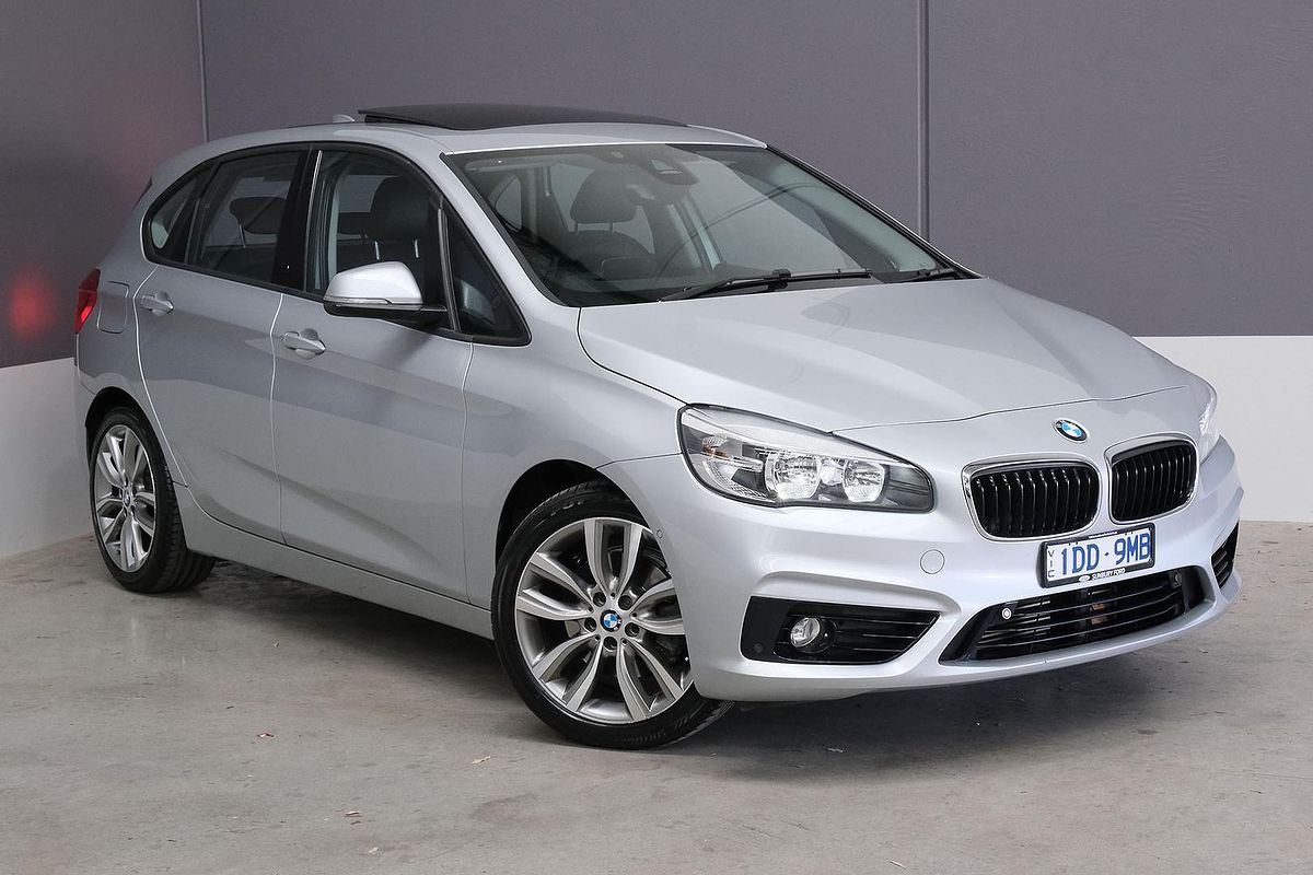 2015 BMW 2 Series 218i Sport Line F45