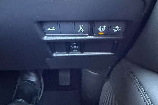 2024 Nissan Patrol Ti-L Y62