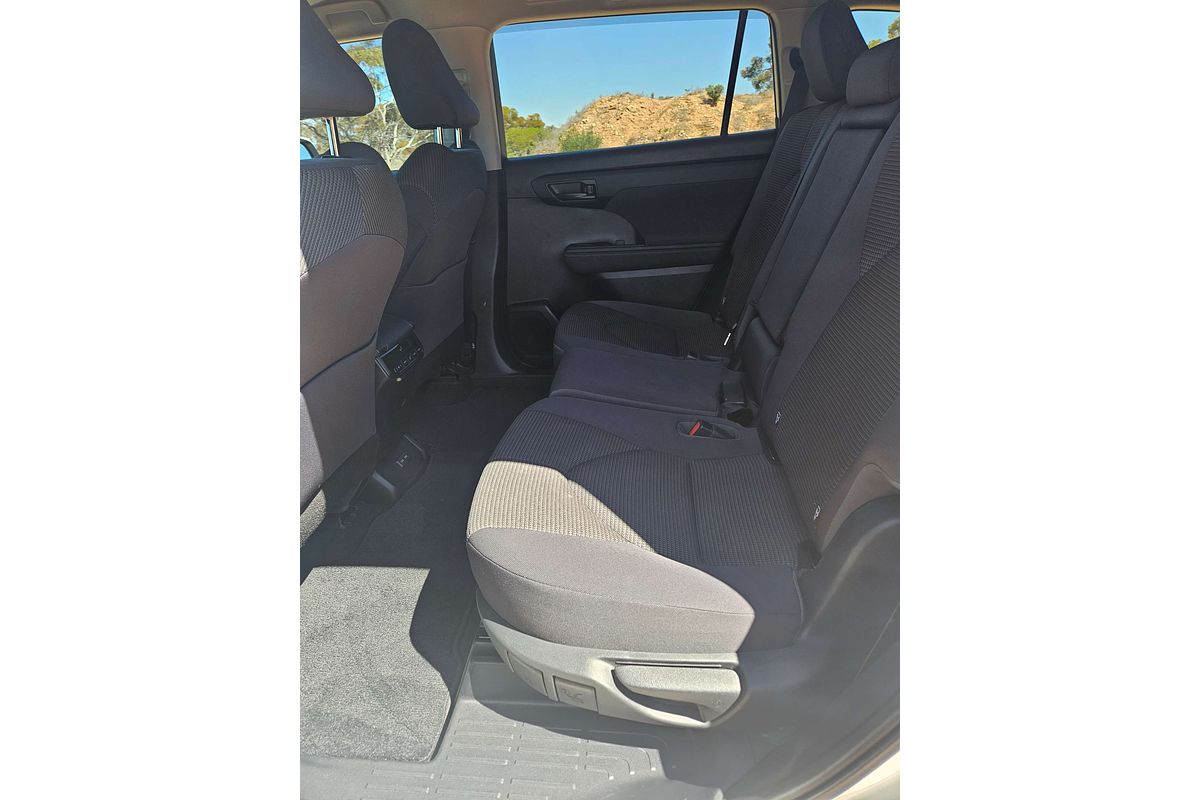 2023 Toyota Kluger GX