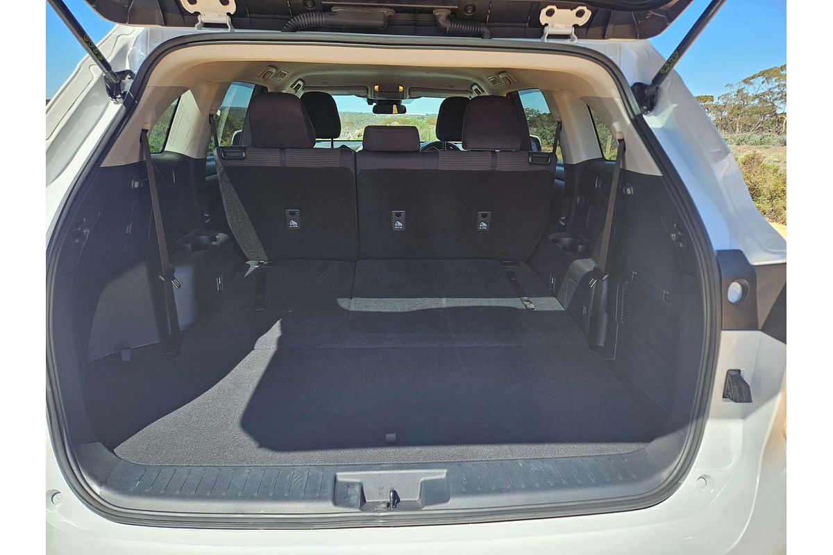 2023 Toyota Kluger GX