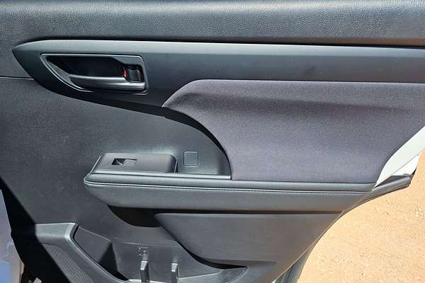 2023 Toyota Kluger GX