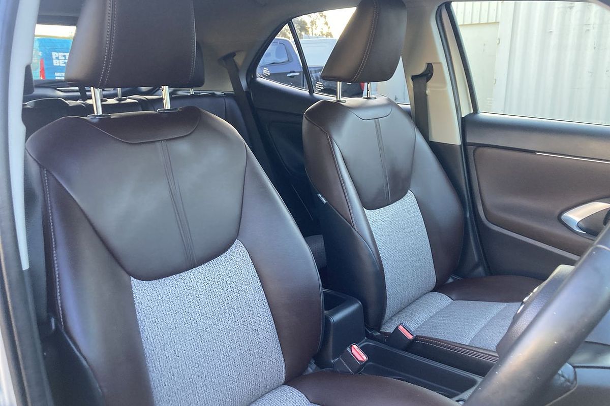 2020 Toyota Yaris Cross Urban MXPJ10R