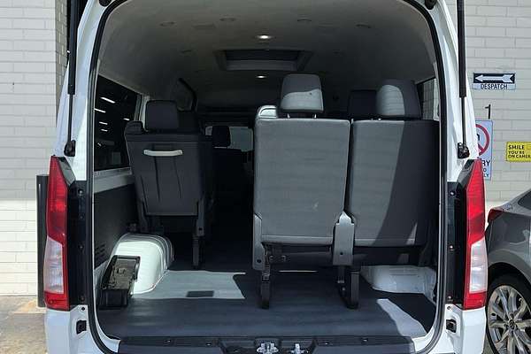 2020 Toyota Hiace Commuter GDH322R ELWB High Roof