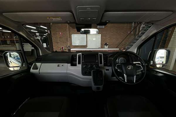2020 Toyota Hiace Commuter GDH322R ELWB High Roof