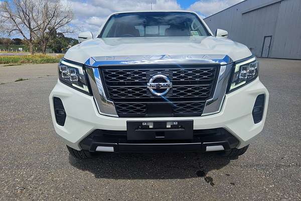 2024 Nissan Navara ST D23