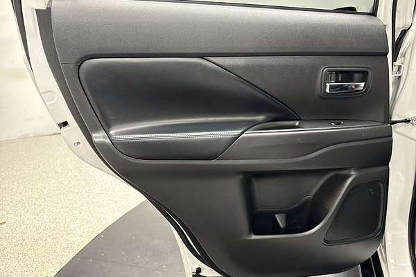 2019 Mitsubishi Outlander Exceed ZL