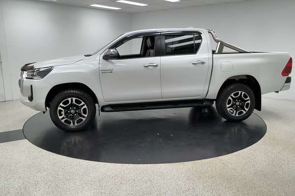 2022 Toyota Hilux SR5 GUN126R 4X4
