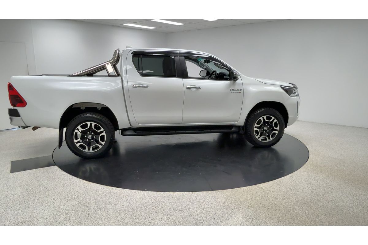 2022 Toyota Hilux SR5 GUN126R 4X4