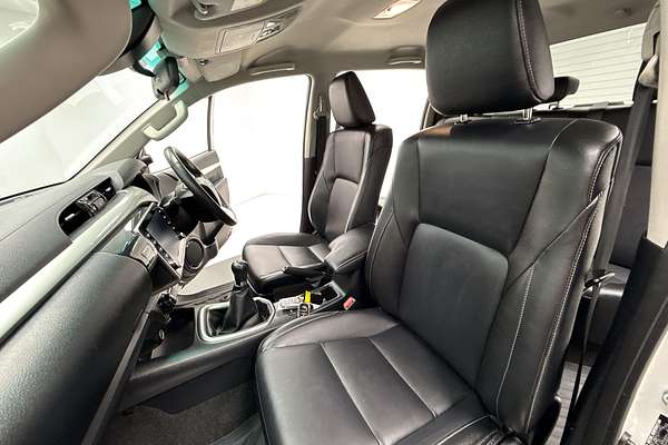 2022 Toyota Hilux SR5 GUN126R 4X4