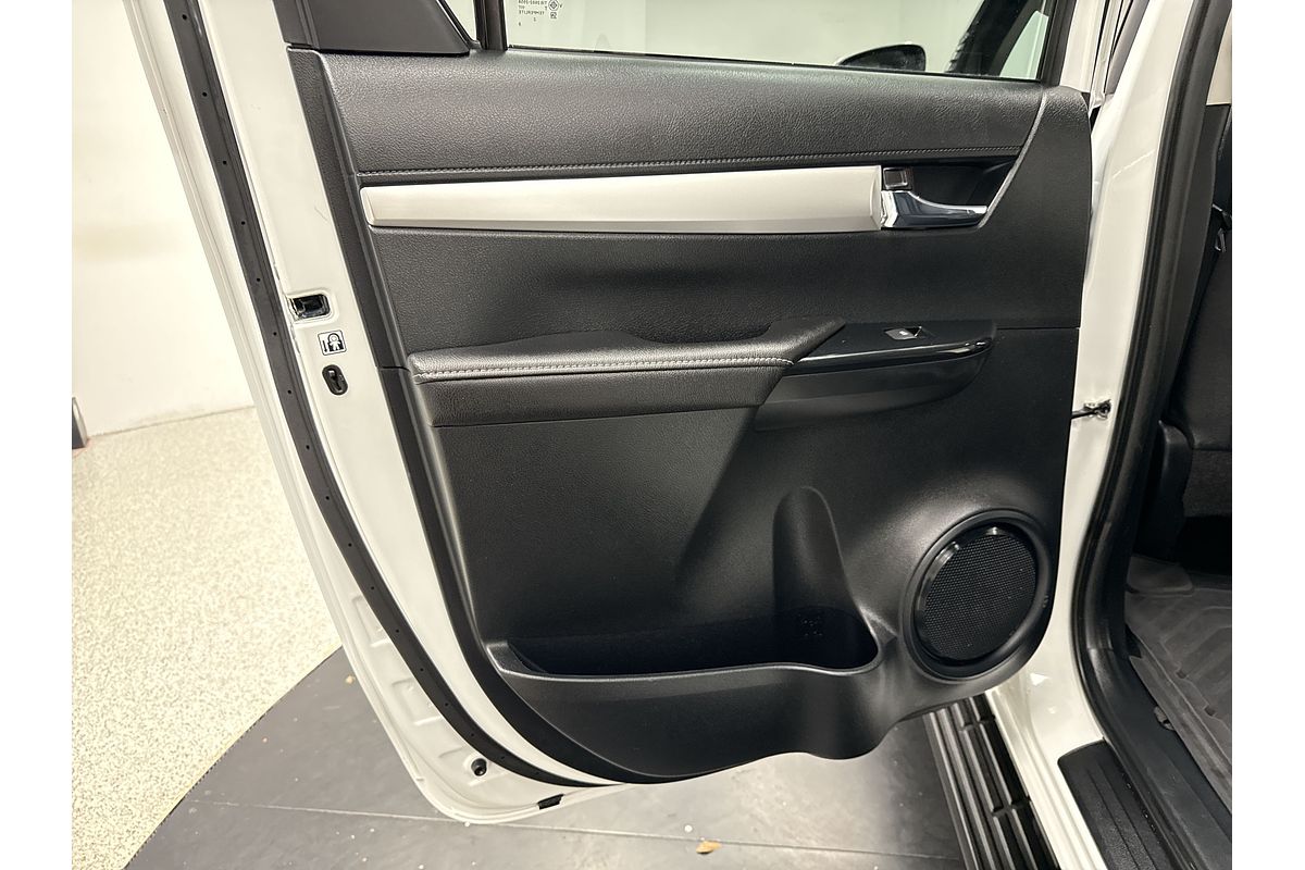 2022 Toyota Hilux SR5 GUN126R 4X4