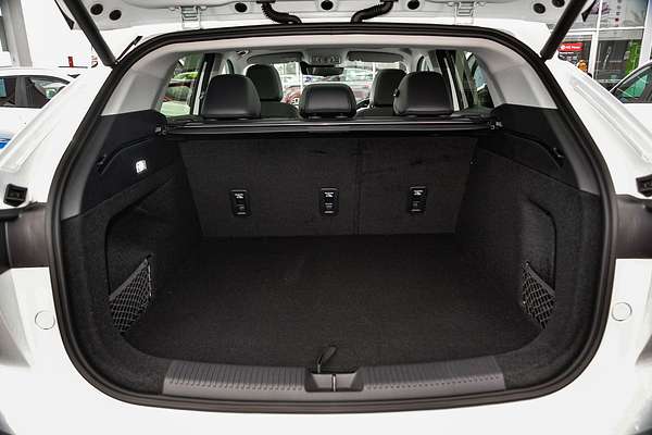 2025 MG HS Hybrid+ Essence AS33H