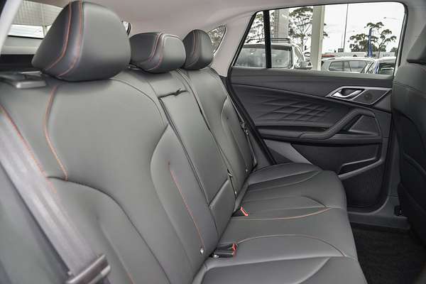 2025 MG HS Hybrid+ Essence AS33H