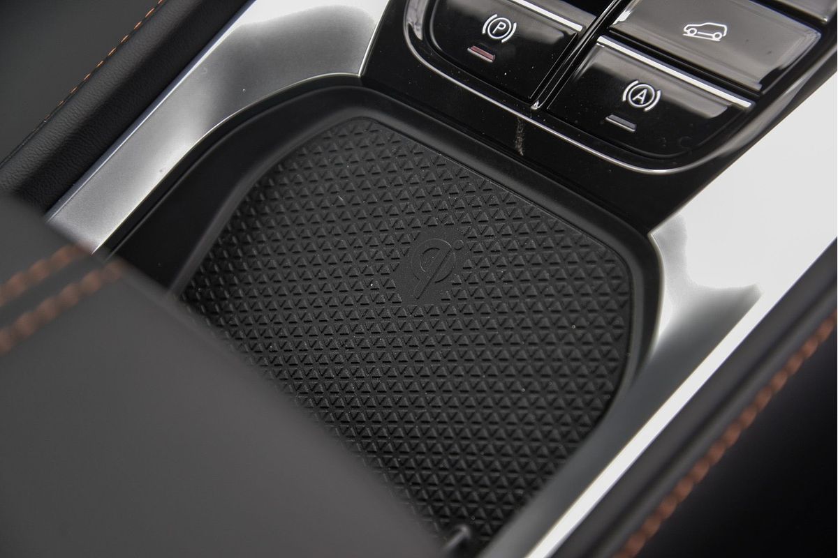 2025 MG HS Hybrid+ Essence AS33H