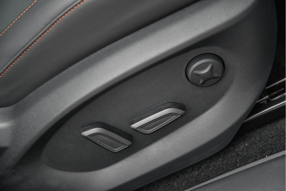 2025 MG HS Hybrid+ Essence AS33H