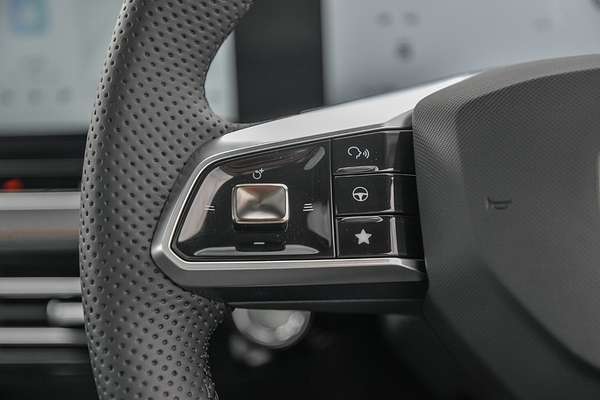 2025 MG HS Hybrid+ Essence AS33H