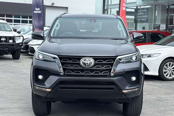 2024 Toyota Fortuner GXL GUN156R