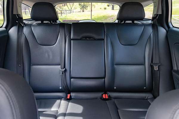 2014 Volvo V60 T5 Luxury