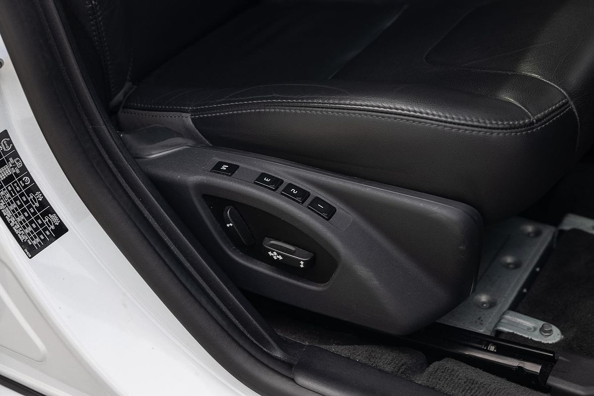 2014 Volvo V60 T5 Luxury