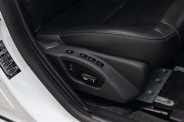 2014 Volvo V60 T5 Luxury