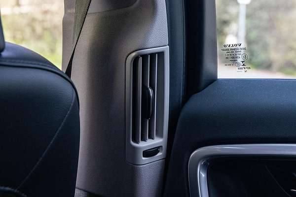 2014 Volvo V60 T5 Luxury