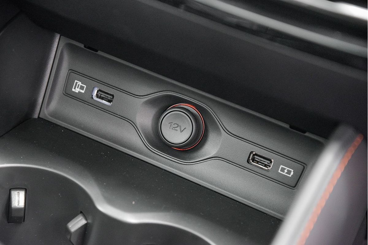 2025 MG HS Hybrid+ Essence AS33H