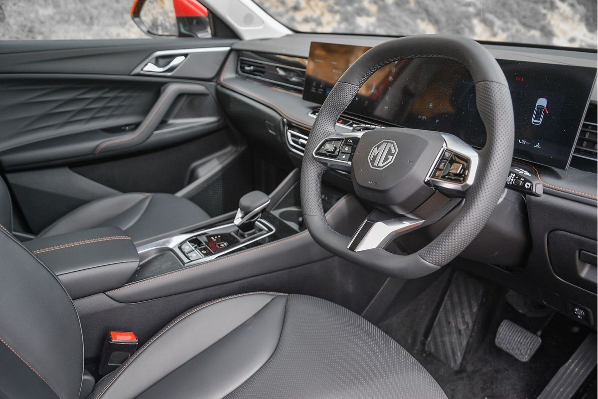 2025 MG HS Hybrid+ Essence AS33H