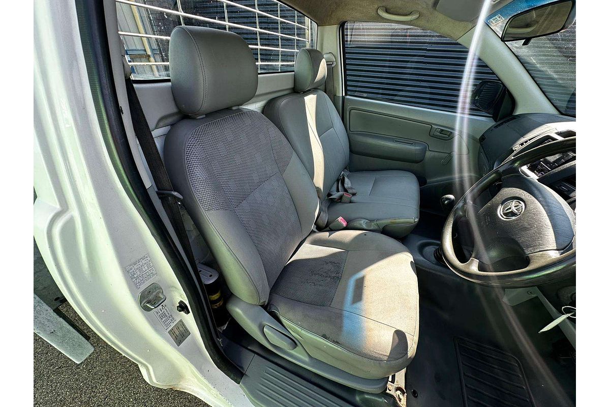 2008 Toyota Hilux Workmate TGN16R Rear Wheel Drive