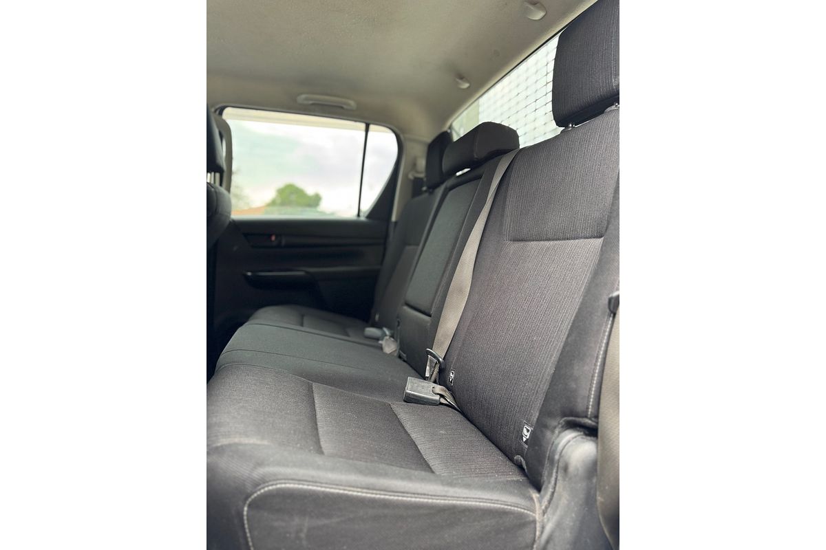 2019 Toyota Hilux SR GUN126R 4X4