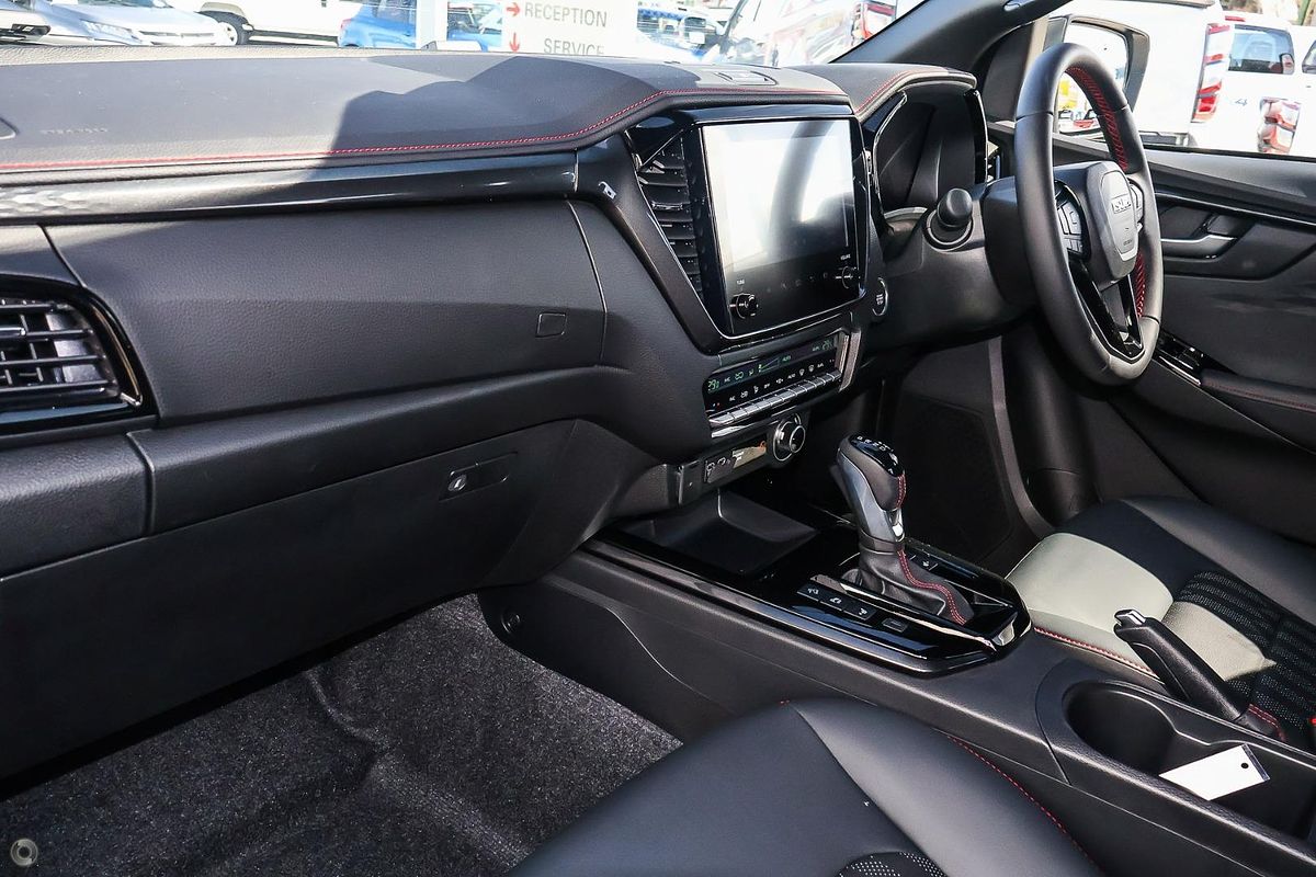 2025 Isuzu D-MAX