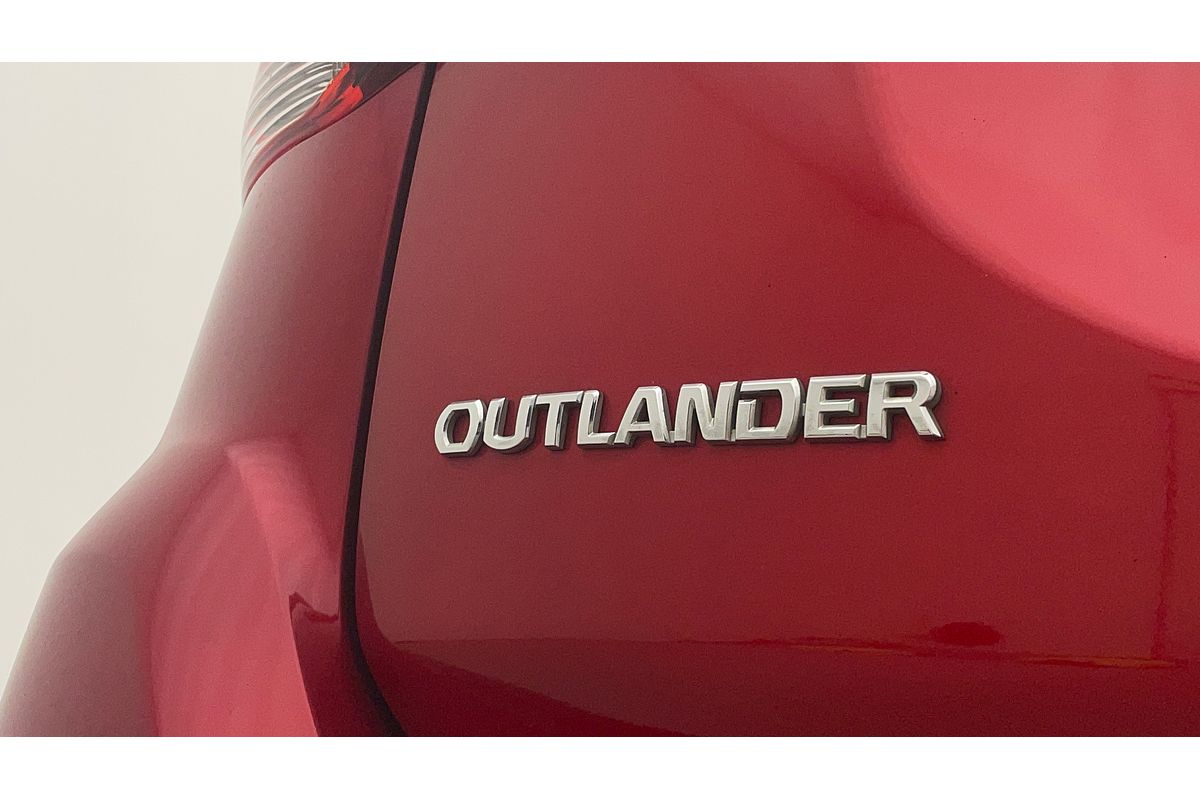 2020 Mitsubishi Outlander LS ZL