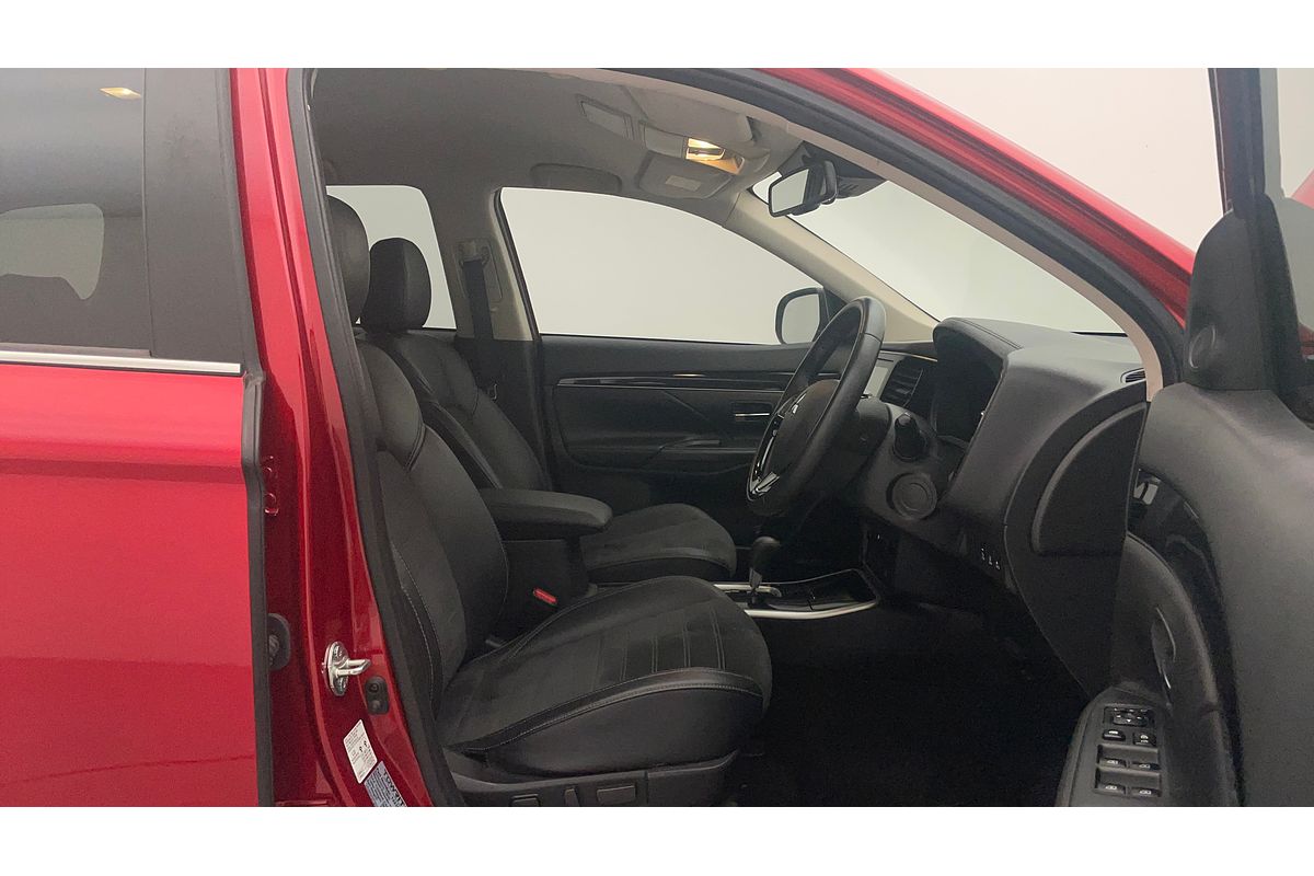 2020 Mitsubishi Outlander LS ZL