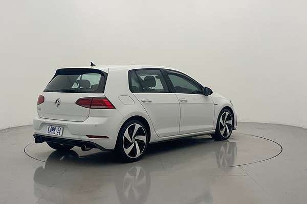 2017 Volkswagen Golf GTI 7.5