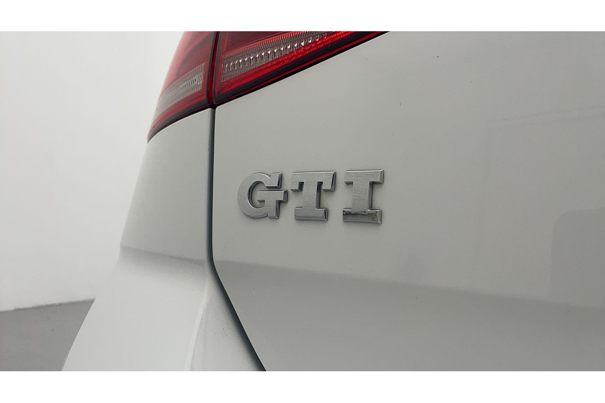 2017 Volkswagen Golf GTI 7.5