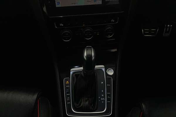 2017 Volkswagen Golf GTI 7.5