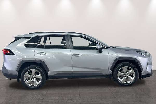 2021 Toyota RAV4 GXL AXAH54R