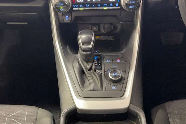 2021 Toyota RAV4 GXL AXAH54R