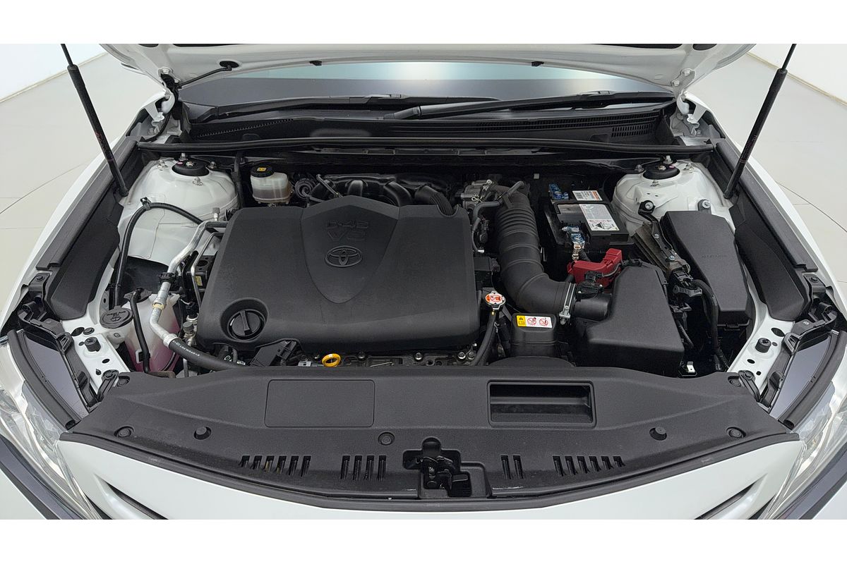 2018 Toyota Camry SX GSV70R