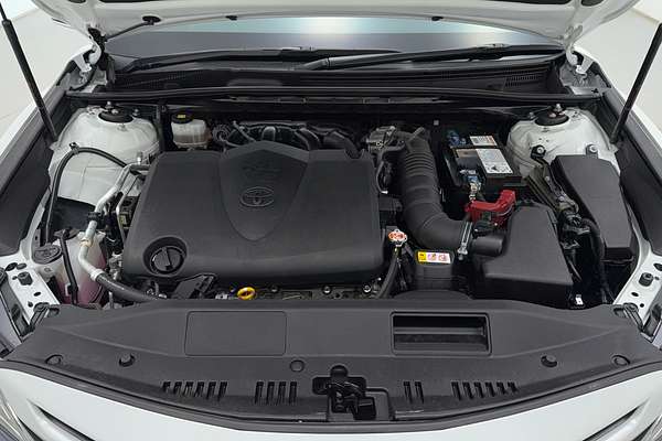 2018 Toyota Camry SX GSV70R