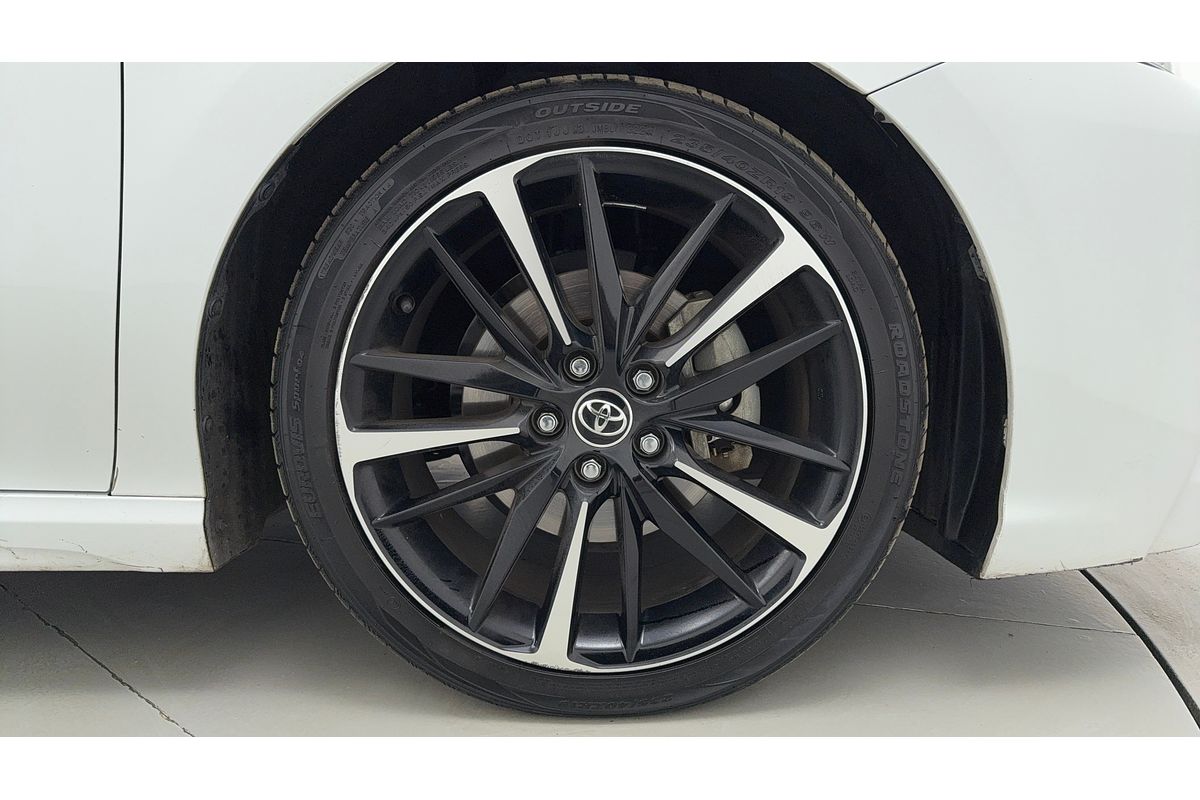 2018 Toyota Camry SX GSV70R