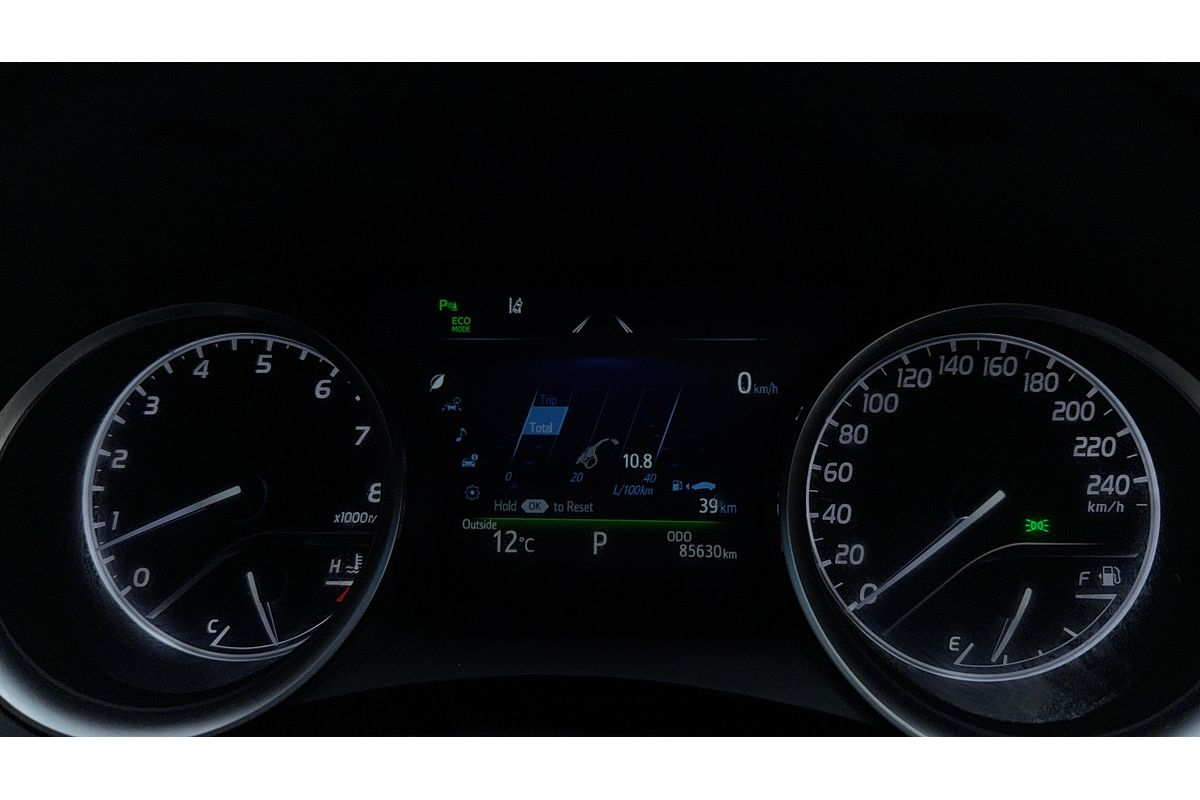 2018 Toyota Camry SX GSV70R