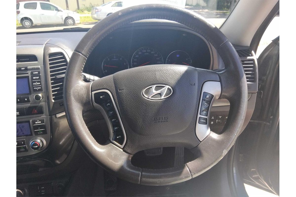 2011 Hyundai Santa Fe Highlander CM