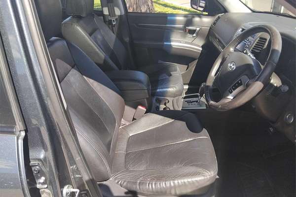 2011 Hyundai Santa Fe Highlander CM