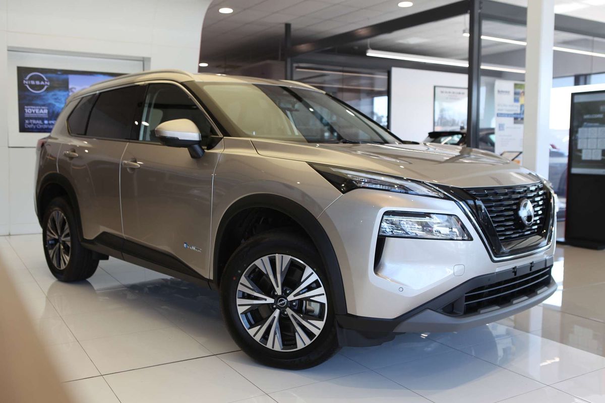 2025 Nissan X-TRAIL ST-L e-POWER T33