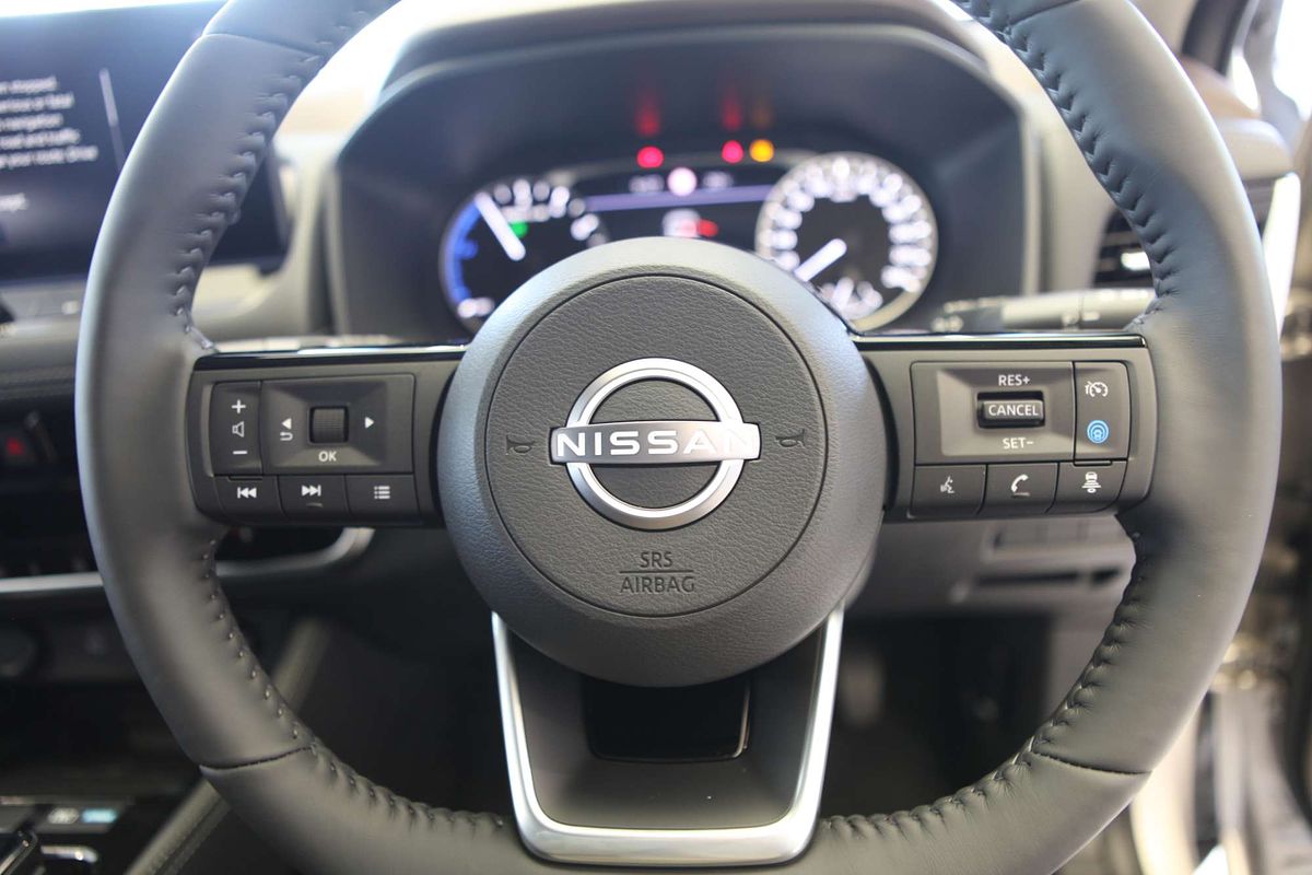 2025 Nissan X-TRAIL ST-L e-POWER T33