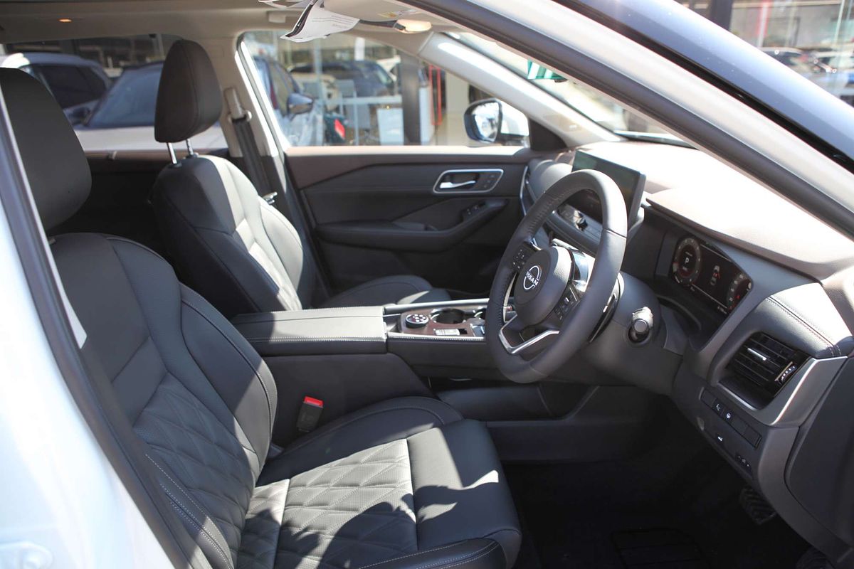 2025 Nissan X-TRAIL Ti-L T33