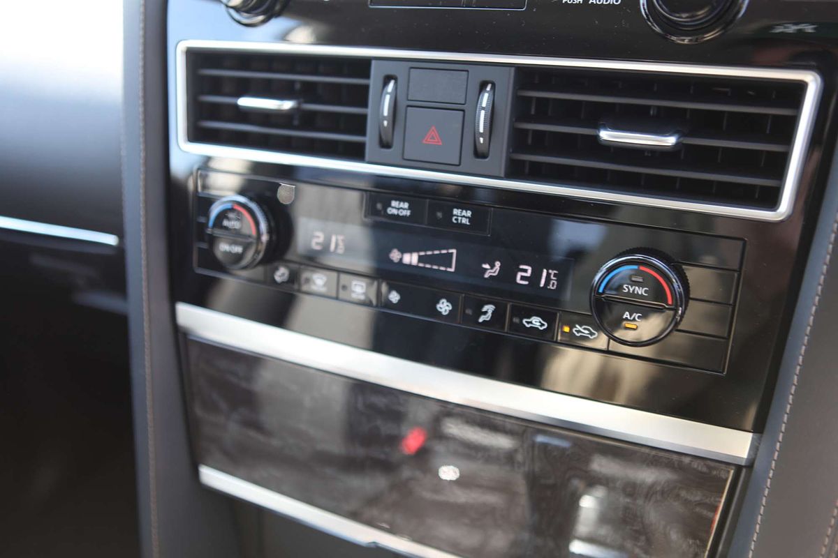 2025 Nissan Patrol Ti Y62