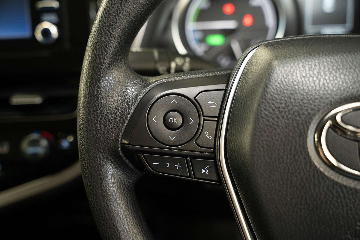 2024 Toyota Camry Ascent AXVH70R